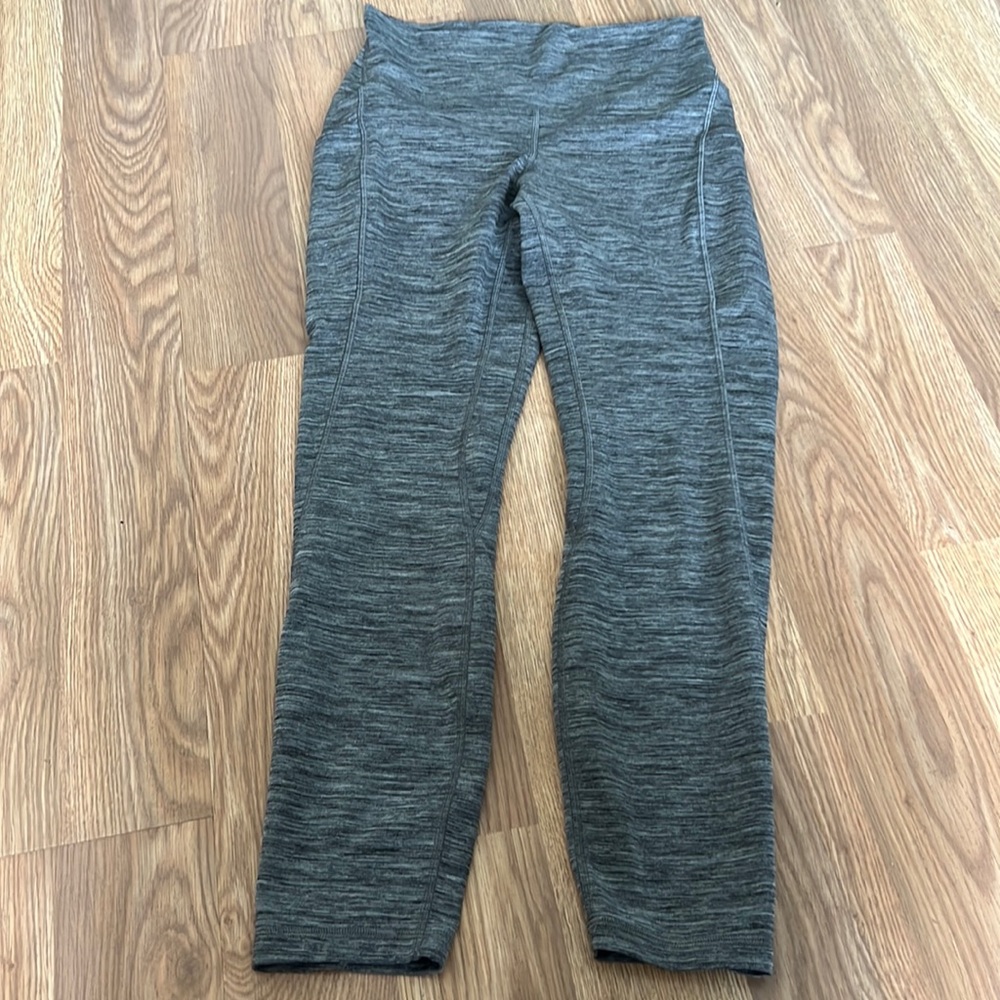 Lululemon align high rise leggings with side pockets sz 8